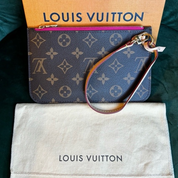 Authentic Louis Vuitton Neverfull PM pink pivone pouch monogram - Picture 1 of 10